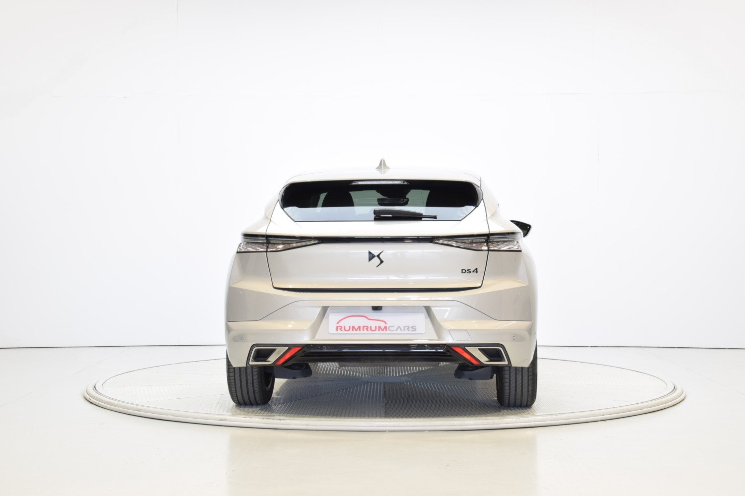 DS 4 PERFORMANCE LINE PureTech 130 auto - Ítem3