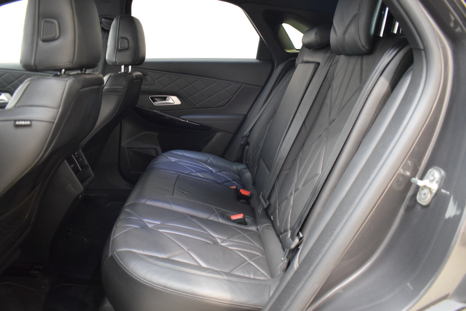 DS 7 CROSSBACK GRAND CHICK 2.0 HDI 180CV Auto - Ítem22