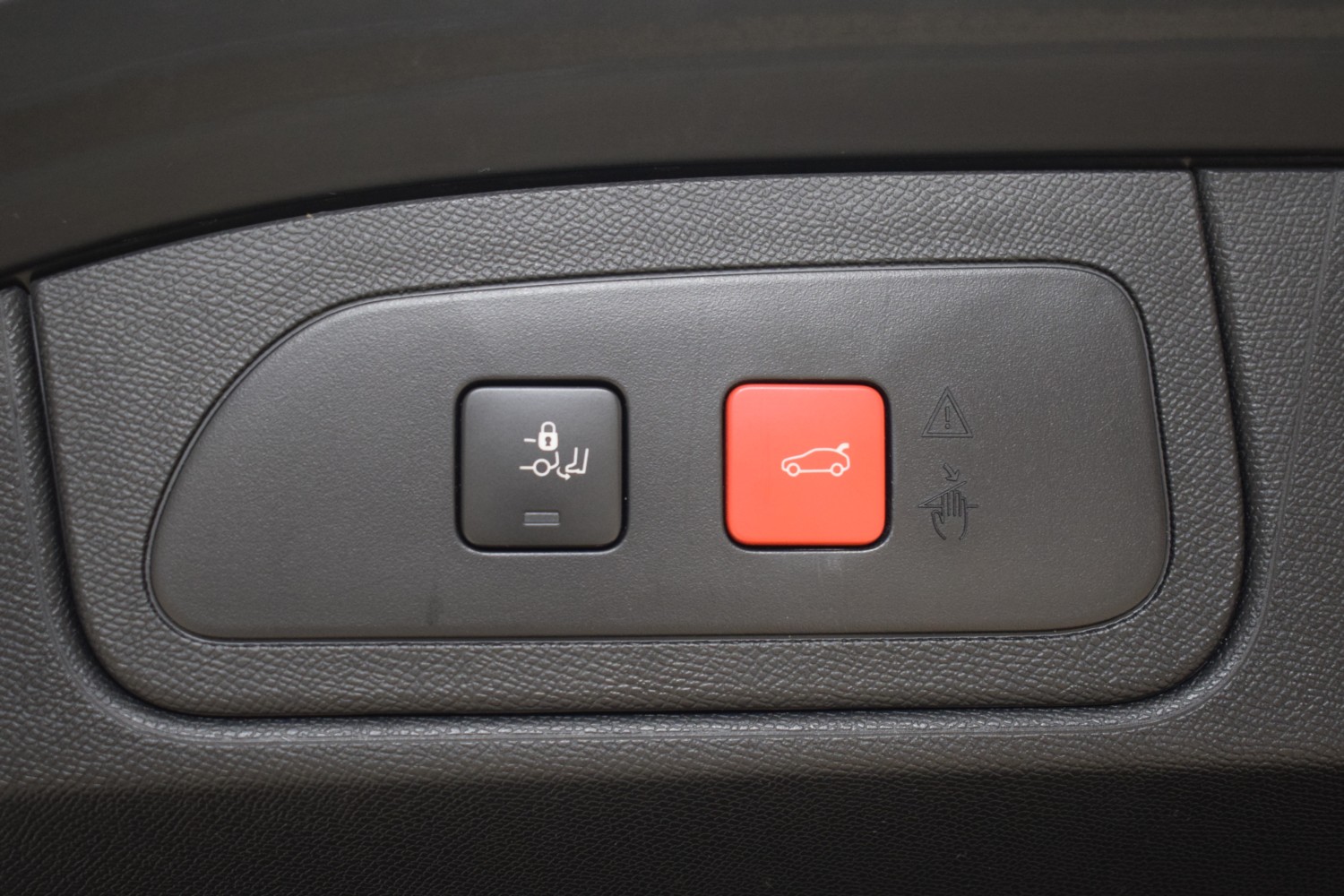 DS 7 CROSSBACK SO CHICK BlueHDi 132kW (180CV) Auto. SO CHIC - Ítem10