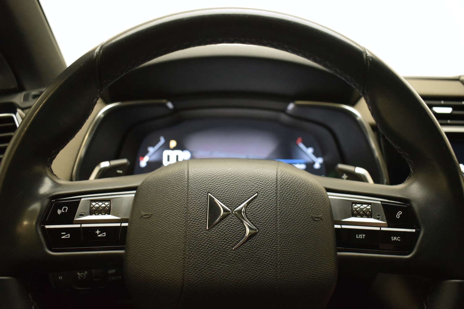 DS 7 CROSSBACK SO CHICK BlueHDi 132kW (180CV) Auto. SO CHIC - Ítem12