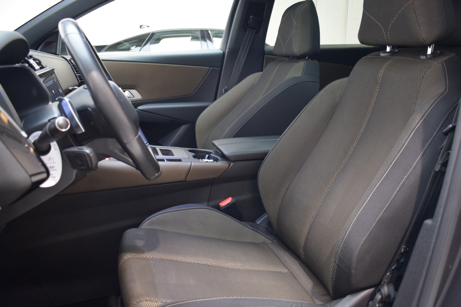 DS 7 CROSSBACK SO CHICK BlueHDi 132kW (180CV) Auto. SO CHIC - Ítem21