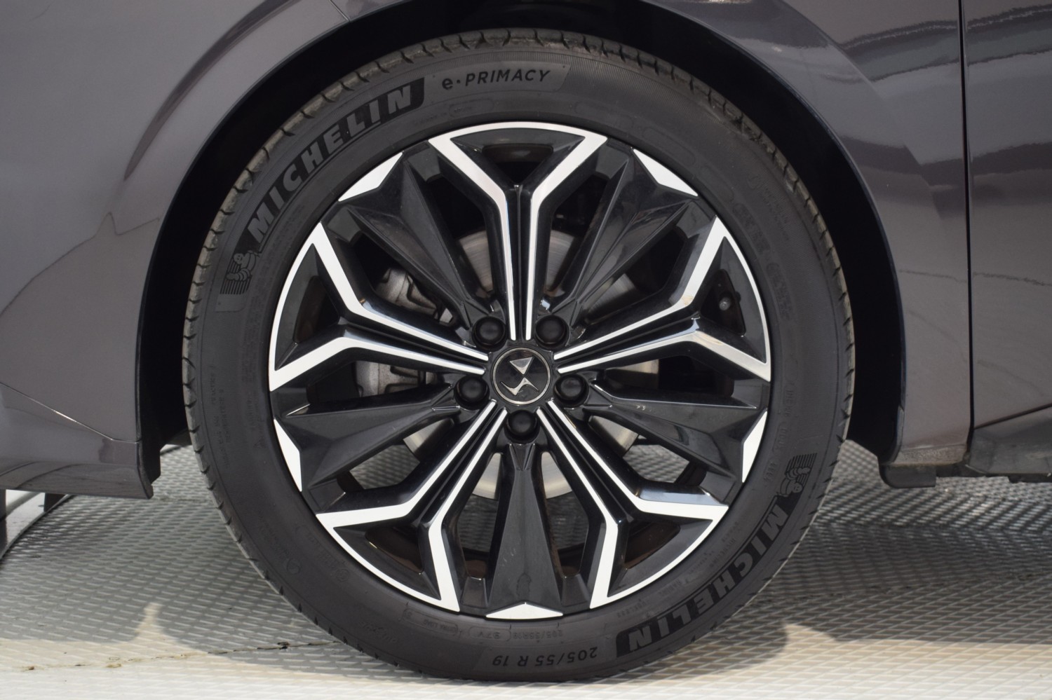 DS 4 Étoile Alcantara BlueHDi 96kW auto. - Ítem9