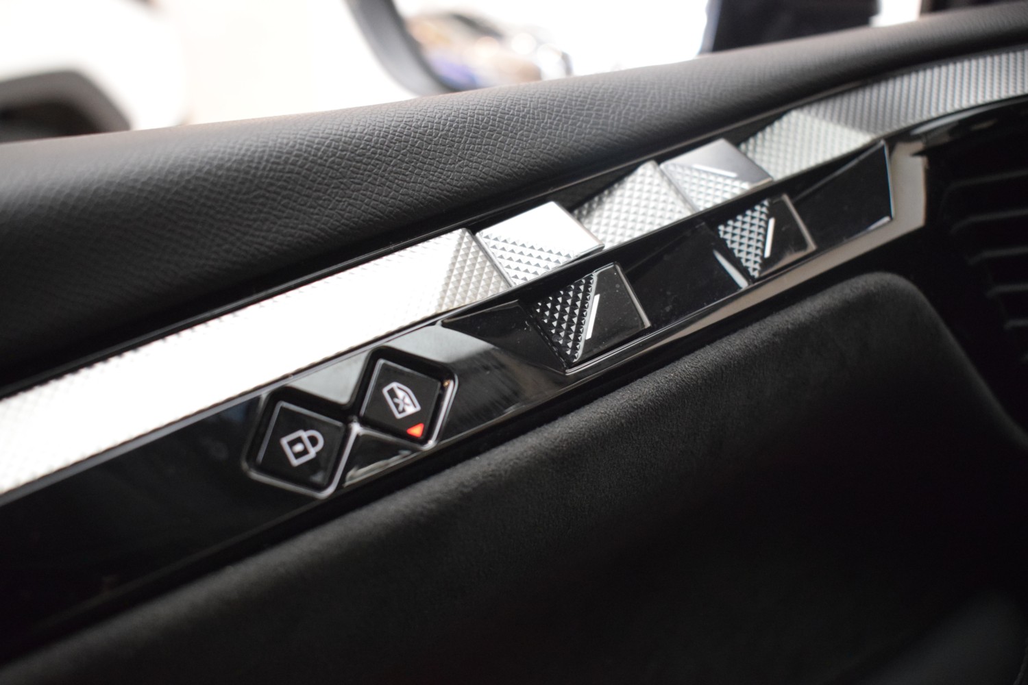 DS 4 Étoile Alcantara BlueHDi 96kW auto. - Ítem14
