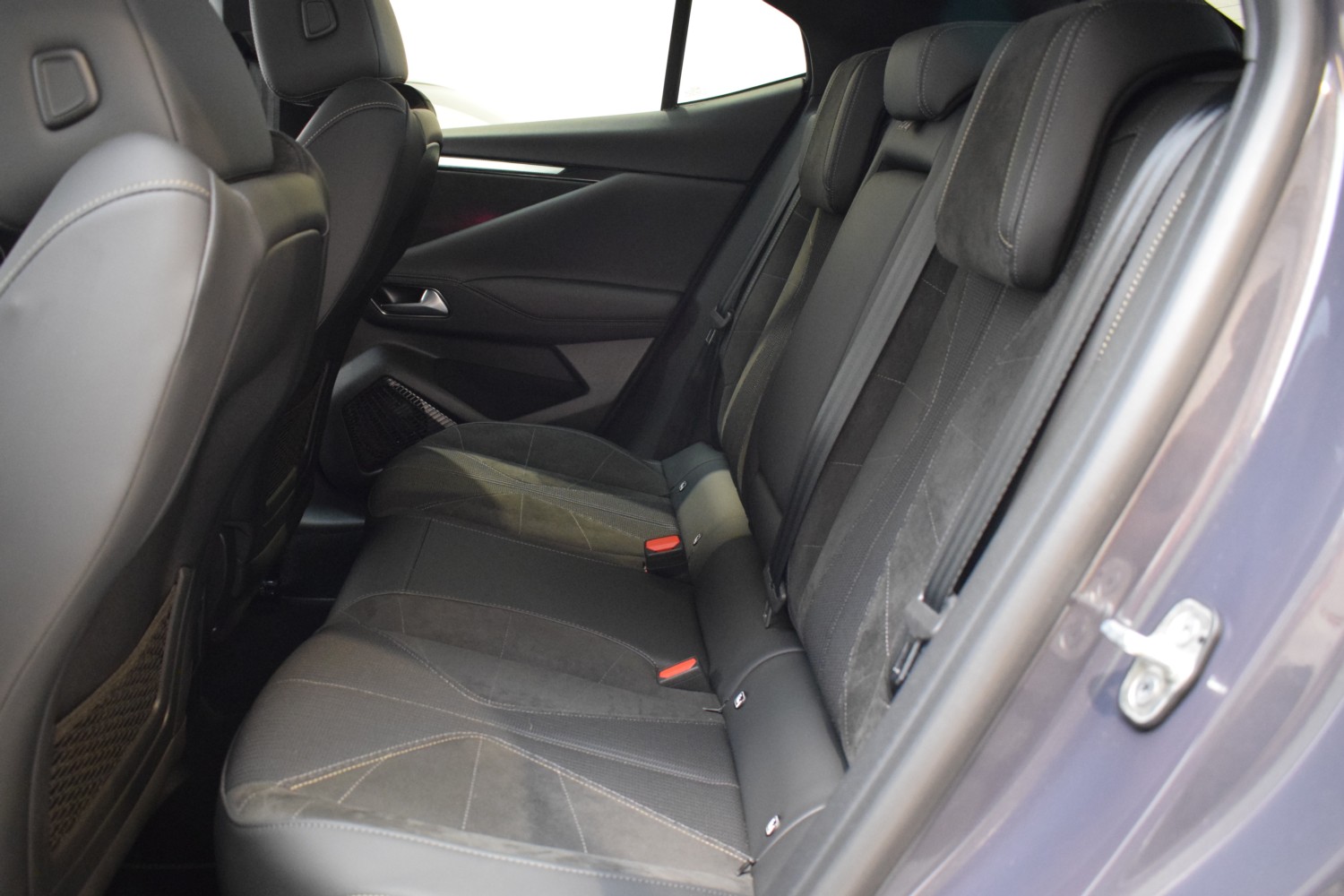 DS 4 Étoile Alcantara BlueHDi 96kW auto. - Ítem21