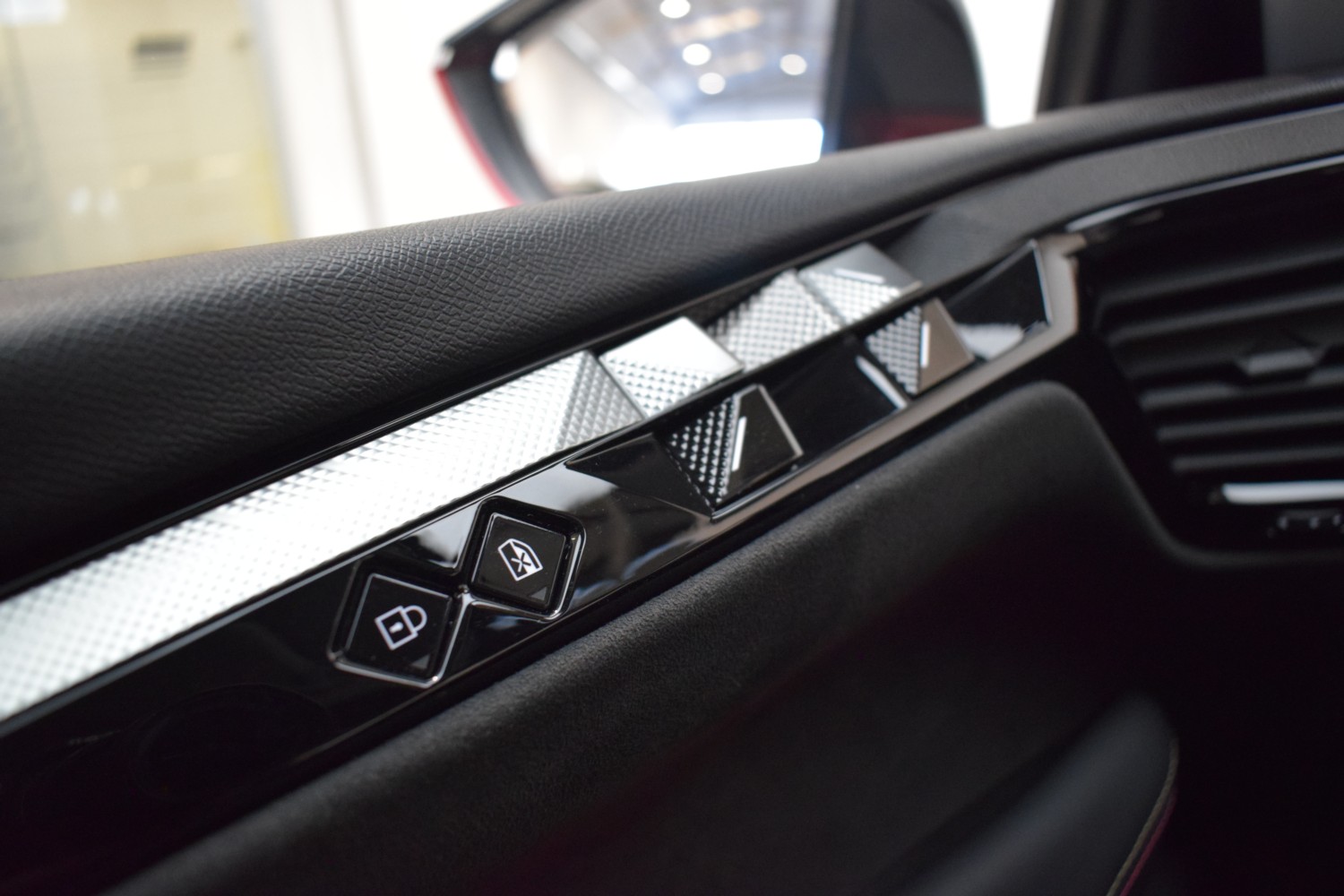 DS 4 PERFORMANCE LINE PureTech 130 auto - Ítem14