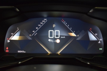DS 7 CROSSBACK GRAND CHIC 1.6 TURBO 225 CV EAT8 - Ítem19