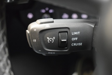 DS 7 CROSSBACK GRAND CHIC 1.6 TURBO 225 CV EAT8 - Ítem20