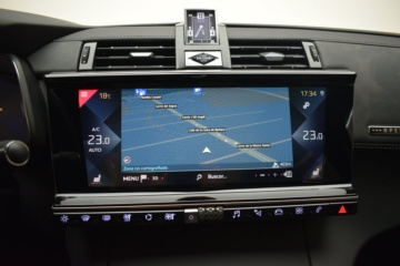 DS 7 CROSSBACK GRAND CHIC 1.6 TURBO 225 CV EAT8 - Ítem21