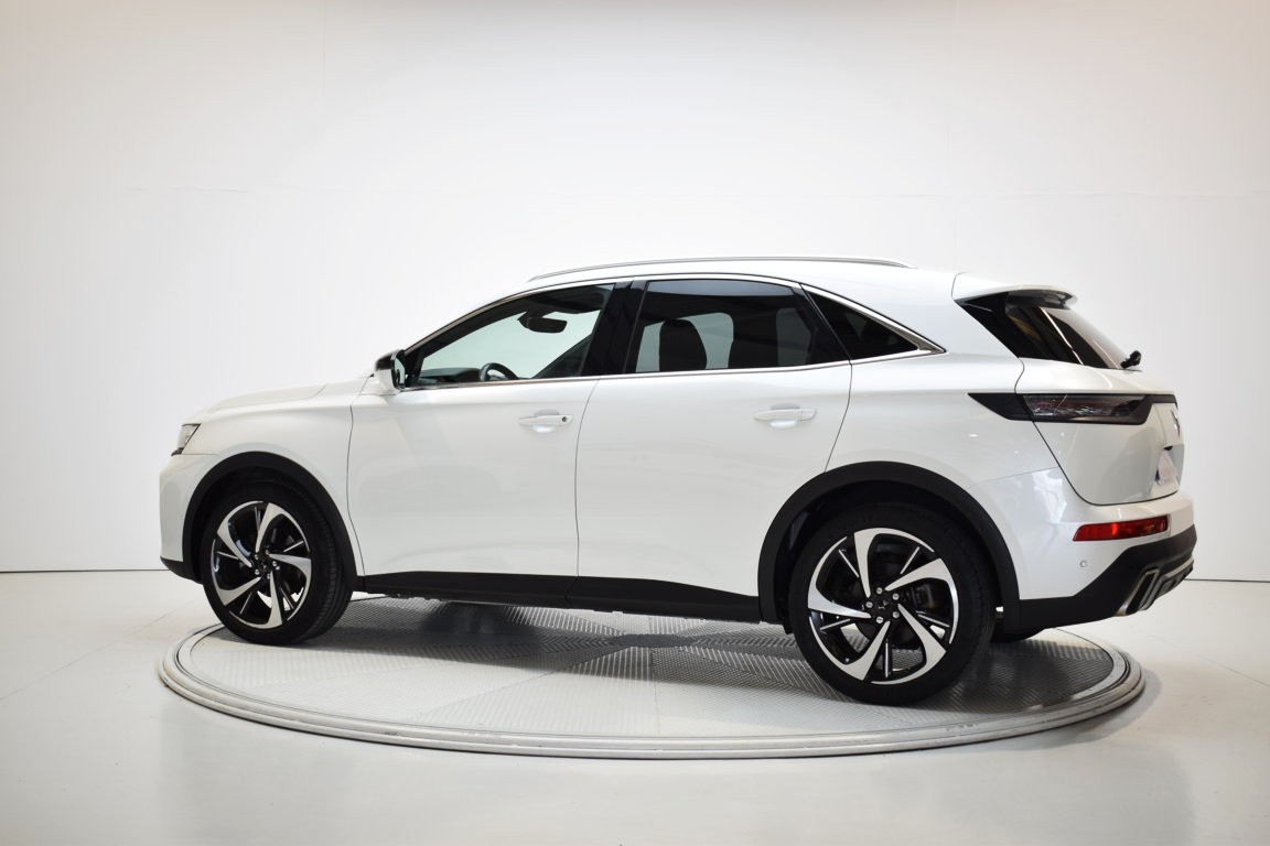 DS 7 CROSSBACK GRAND CHIC 1.6 TURBO 225 CV EAT8 - Ítem3