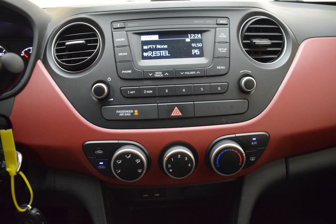 HYUNDAI I10 LINK 1.2 G 87 CV - Ítem19