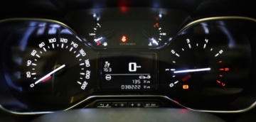 CITROEN C3 AIRCROSS SHINE 1.5 blueHDI 110 CV 6 VEL. - Ítem20