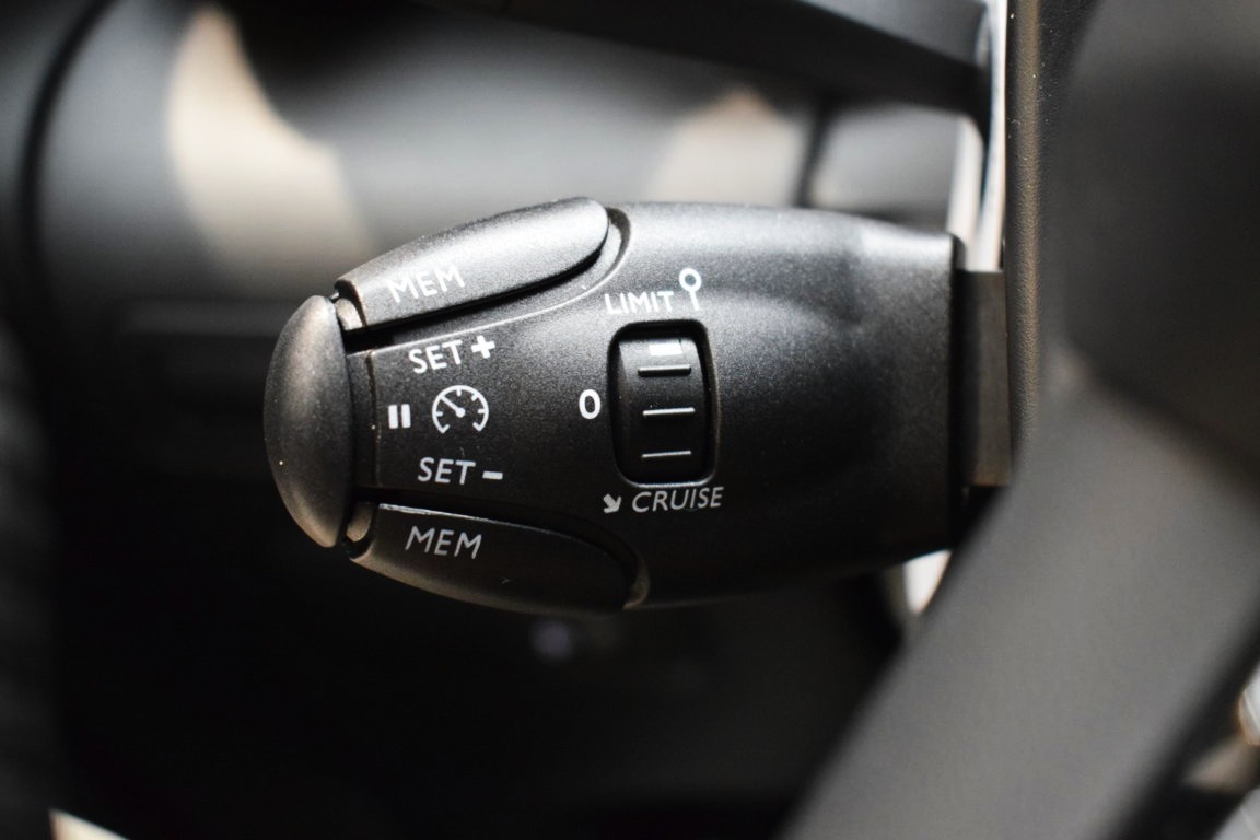 CITROEN C3 AIRCROSS SHINE 1.5 blueHDI 110 CV 6 VEL. - Ítem23