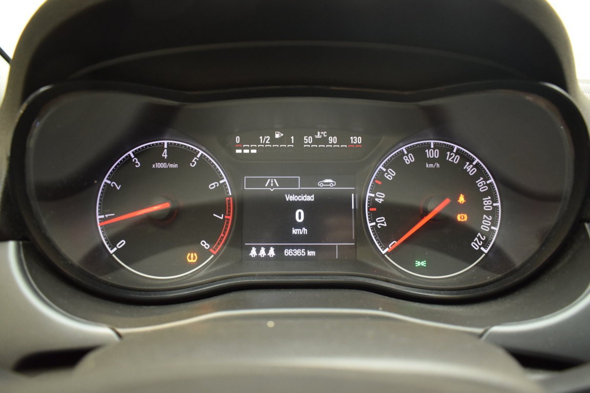 OPEL CORSA SELECTIVE GLP 1.4 90cv - Ítem12