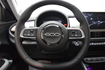 FIAT 600 LA PRIMA 600 MHEV 1.2 74kW (100CV) DDCT - Ítem13