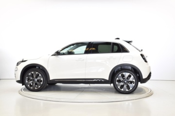 FIAT 600 LA PRIMA 600 MHEV 1.2 74kW (100CV) DDCT - Ítem1