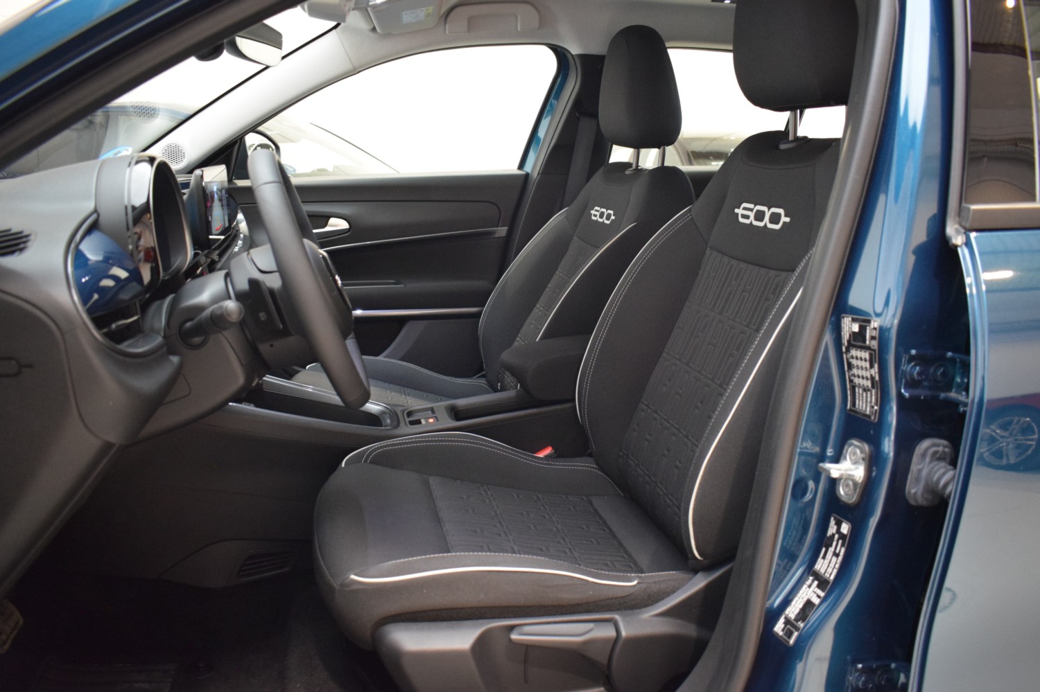 FIAT 600 MHEV 1.2 145 CV DDCT - Ítem20