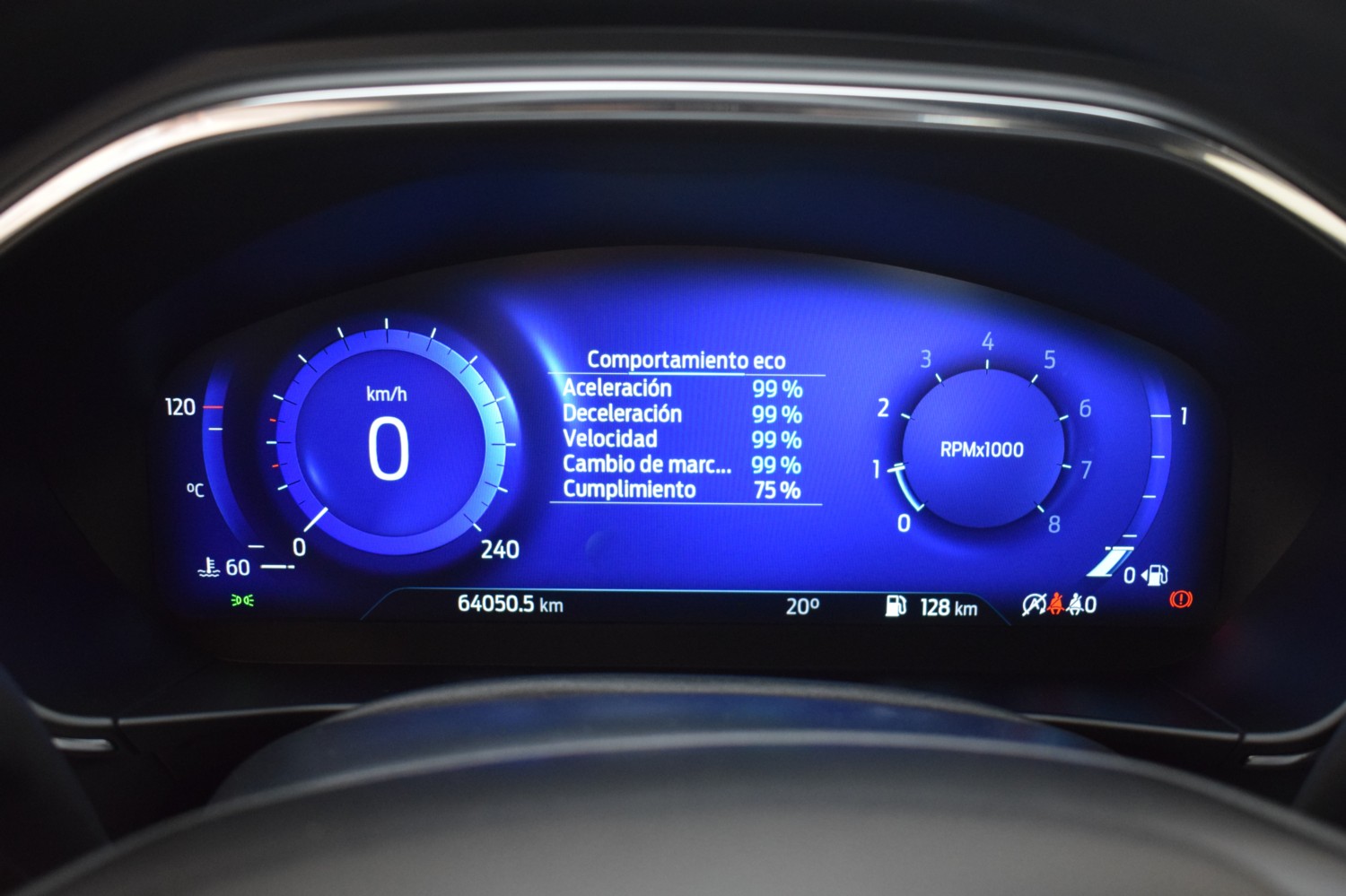 FORD FOCUS ACTIVE 1.0 Ecoboost MHEV 114kW - Ítem8