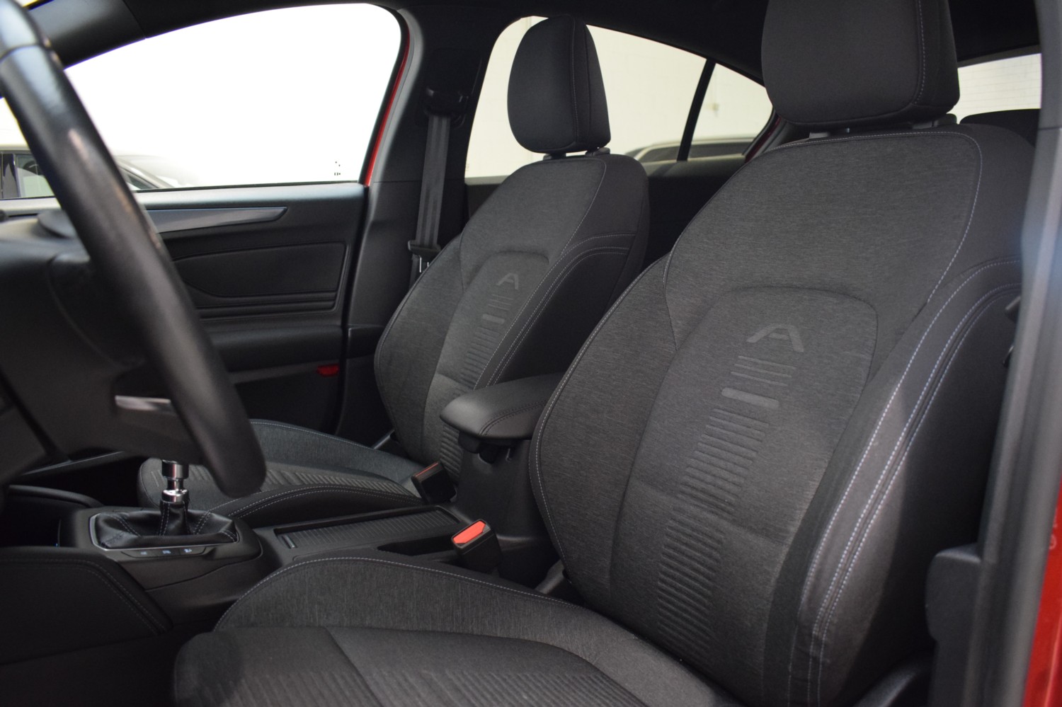 FORD FOCUS ACTIVE 1.0 Ecoboost MHEV 114kW - Ítem17