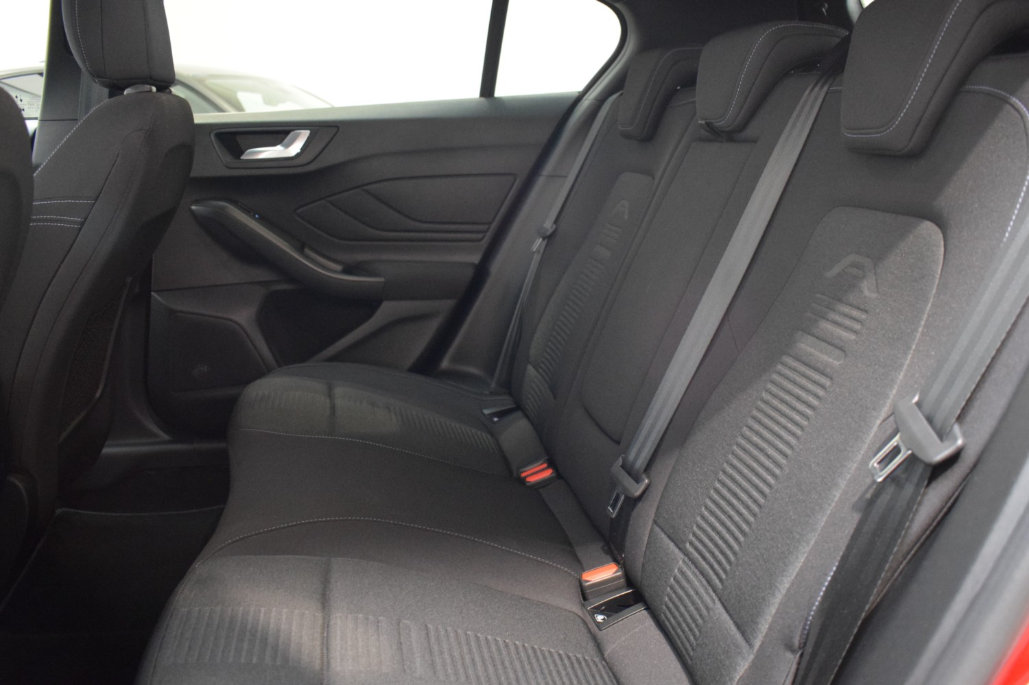 FORD FOCUS ACTIVE 1.0 Ecoboost MHEV 114kW - Ítem19