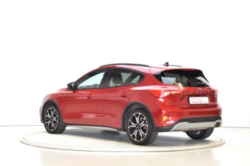 FORD FOCUS ACTIVE 1.0 Ecoboost MHEV 114kW - Ítem2