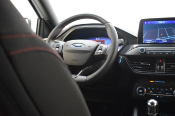 FORD FOCUS Sportbreak 1.0 Ecoboost ST Line 125CV - Ítem21