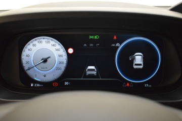 HYUNDAI BAYON BLACK LINE 1.0T 66kW (90CV) - Ítem10