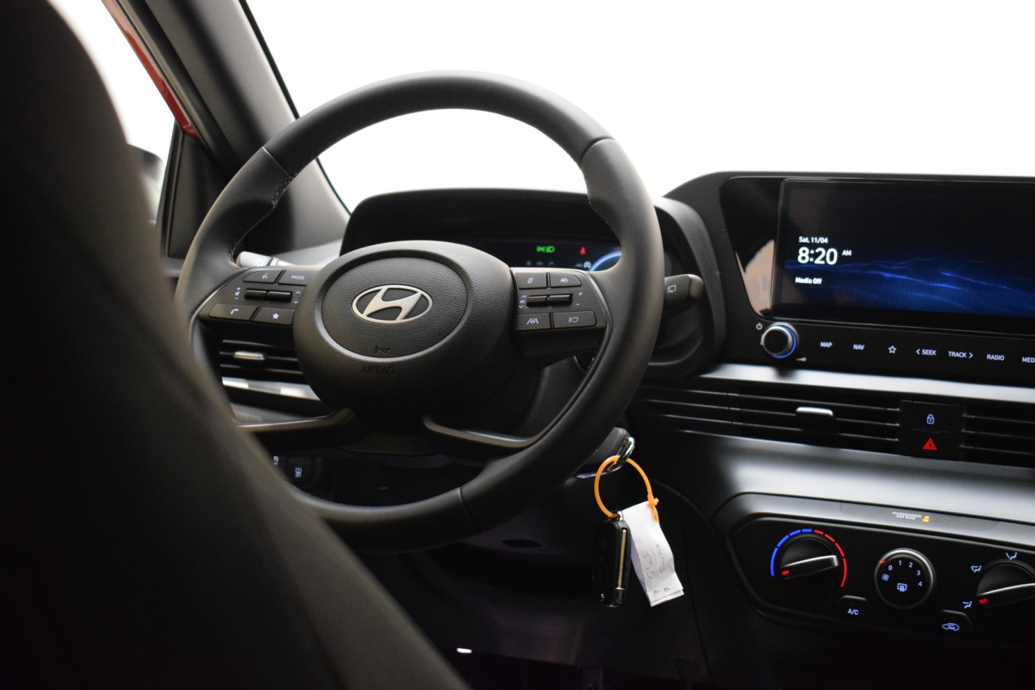 HYUNDAI BAYON BLACK LINE 1.0T 66kW (90CV) - Ítem20