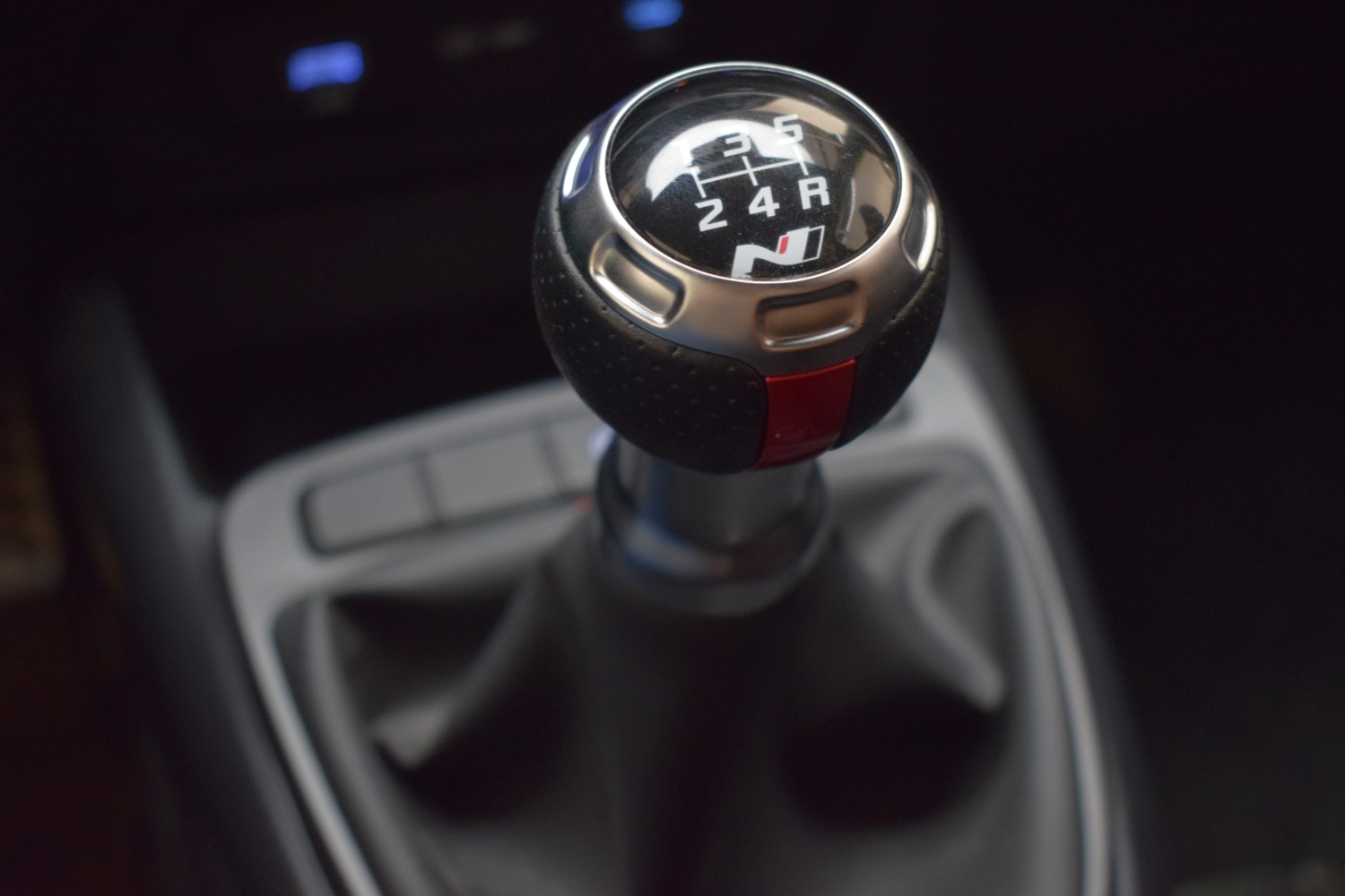 HYUNDAI i10 N LINE 1.2 84CV - Ítem15