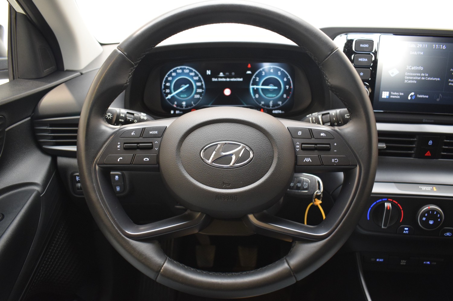 HYUNDAI i20 KLASS 1.0 TGDI 74kW (100CV) 48V - Ítem12