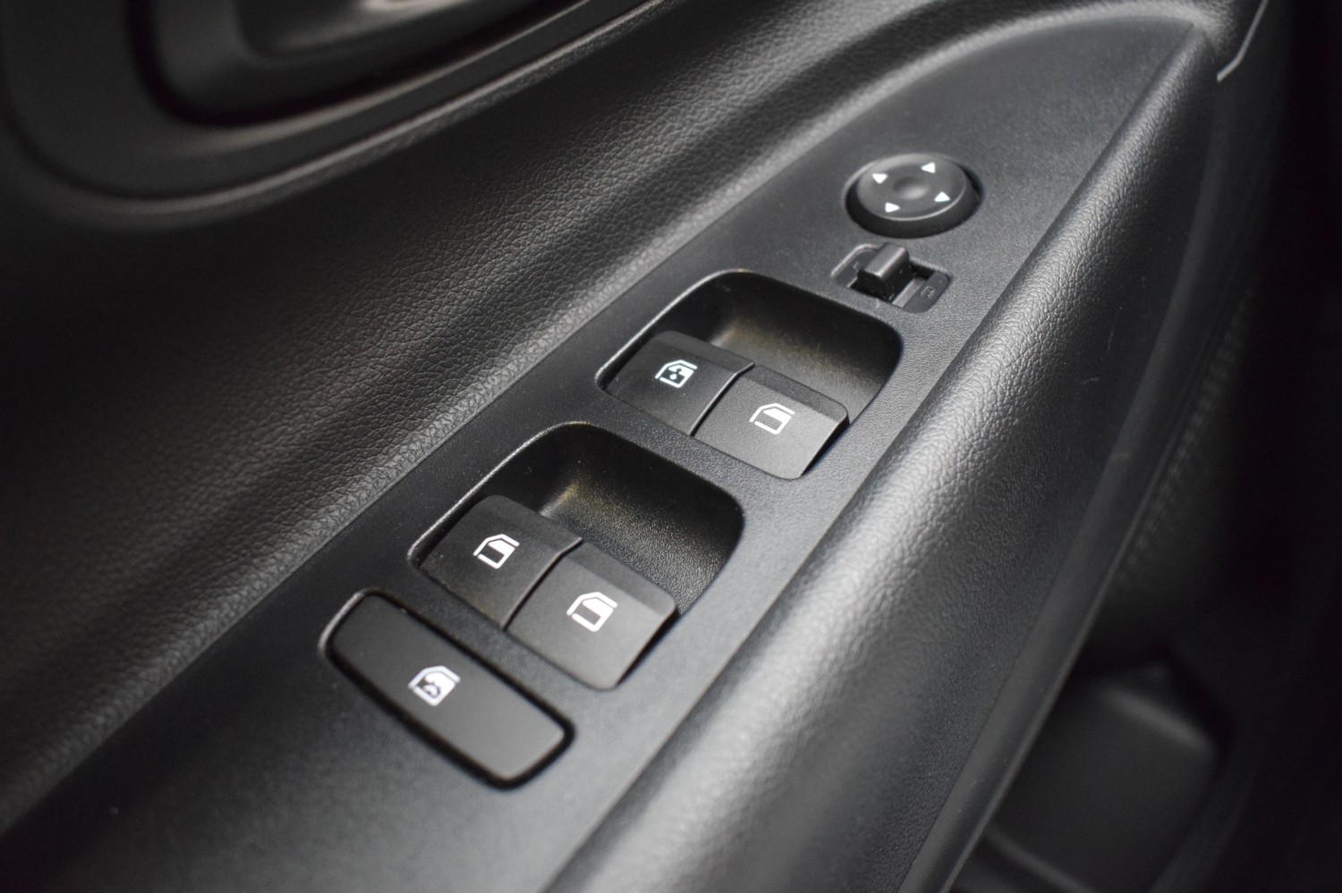 HYUNDAI i20 KLASS 1.0 TGDI 74kW (100CV) 48V - Ítem14