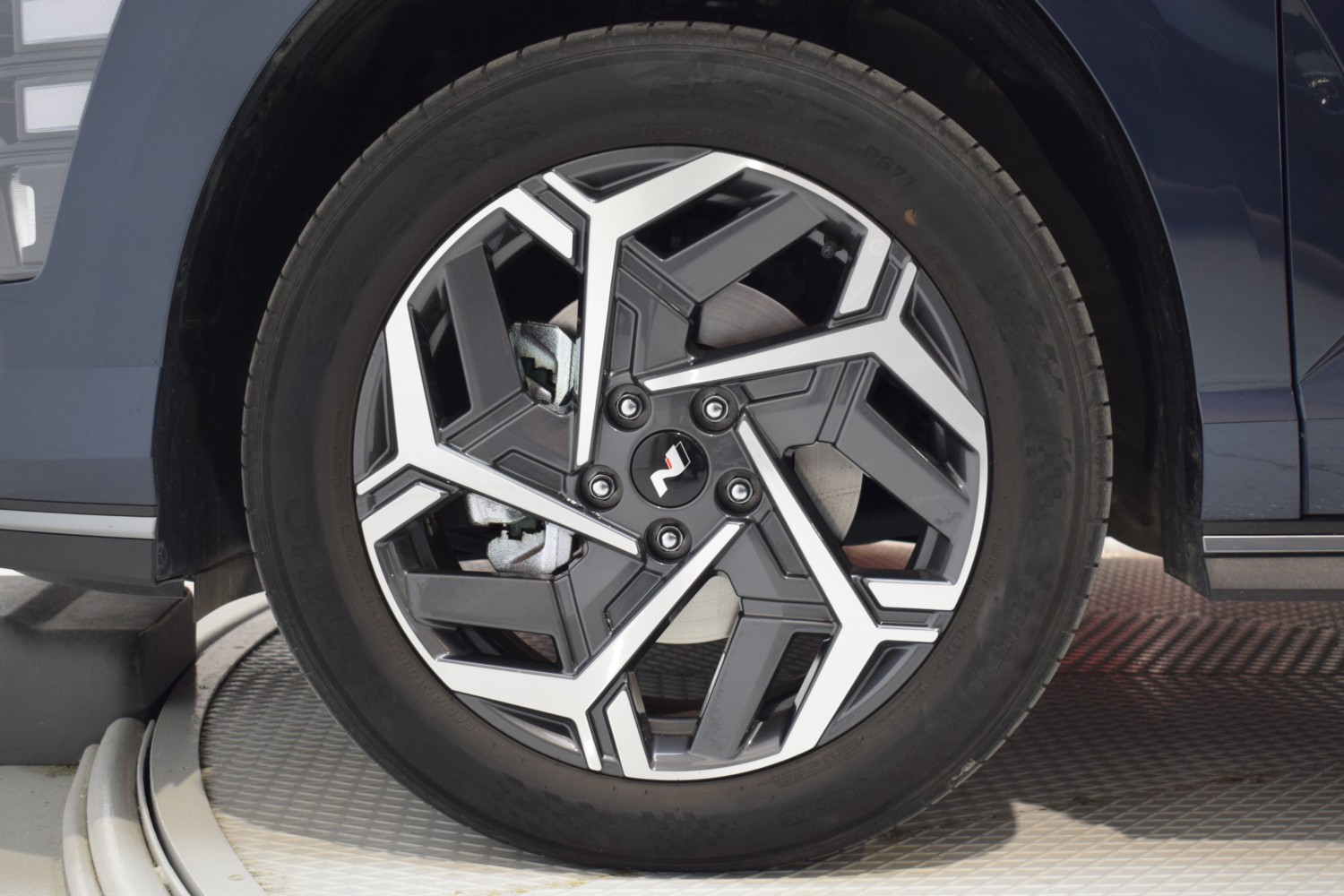 HYUNDAI KONA N-LINE 1.6 GDI HEV DCT 141CV - Ítem9