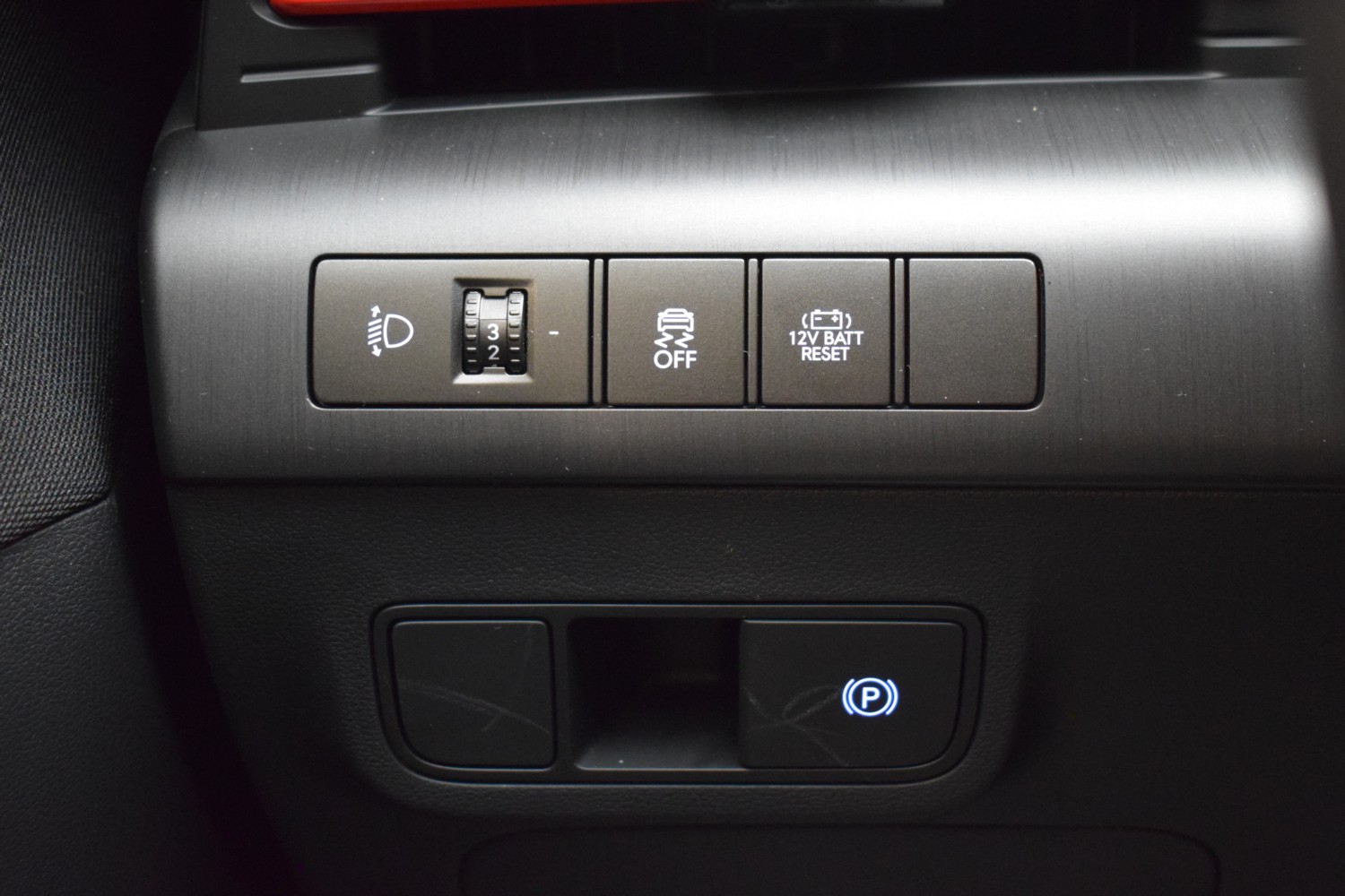 HYUNDAI KONA NLINE HEV 1.6GDI 129CV DT - Ítem19