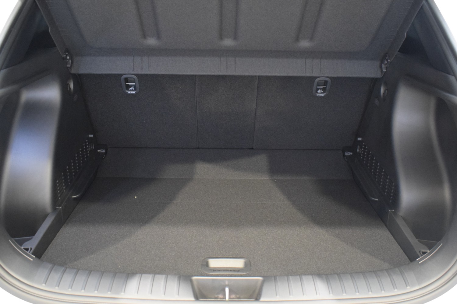 HYUNDAI KONA NLINE HEV 1.6GDI 129CV DT - Ítem8