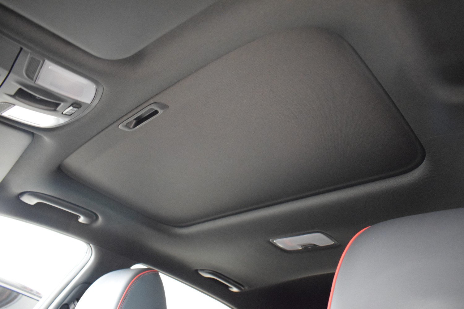 HYUNDAI KONA STYLE 1.6 TGDI Sky 4X4 DT AUT - Ítem21