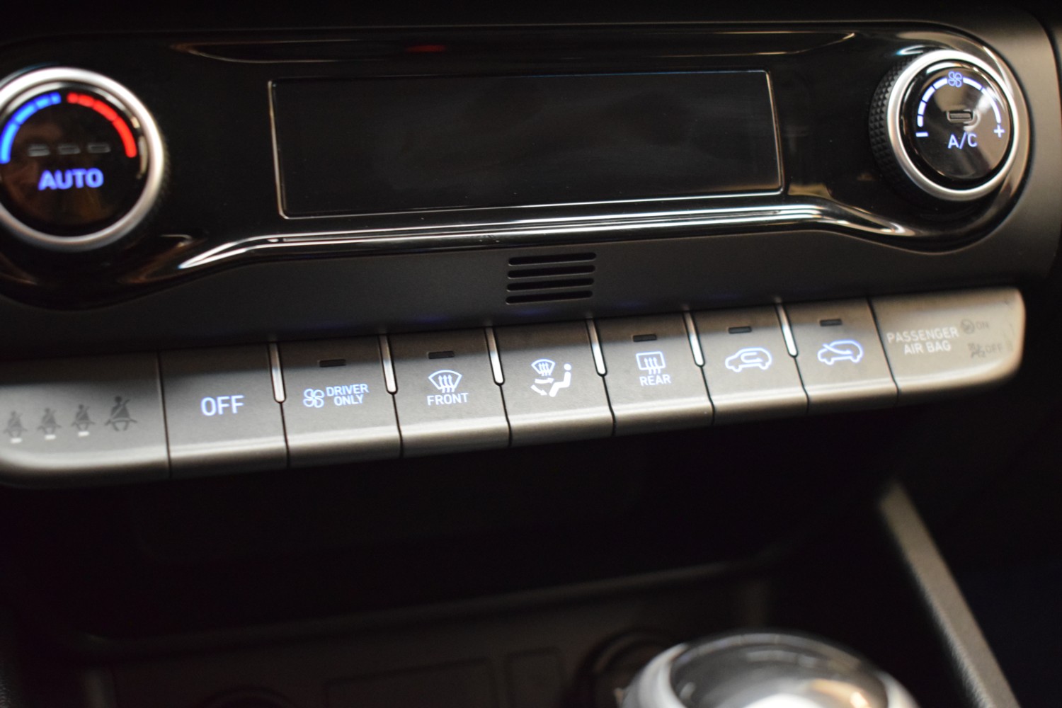 HYUNDAI KONA TECNO 1.6 GDI HEV 2C DCT - Ítem17