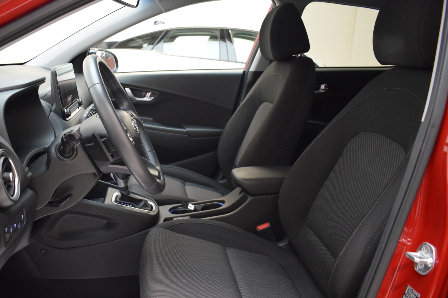 HYUNDAI KONA TECNO 1.6 GDI HEV 2C DCT - Ítem20