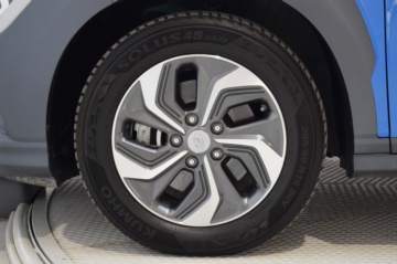 HYUNDAI KONA TECNO 2C HEV 141CV - Ítem8