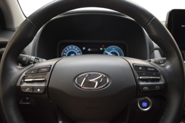 HYUNDAI KONA TECNO 2C HEV 141CV - Ítem10