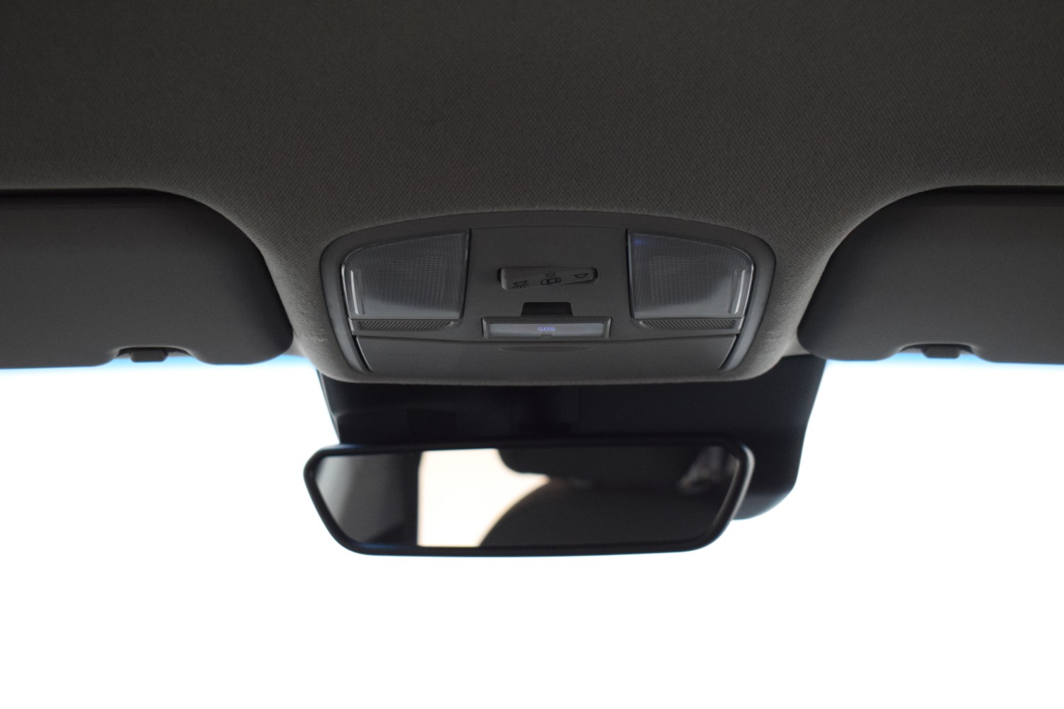 HYUNDAI KONA TECNO 2C HEV 141CV - Ítem16
