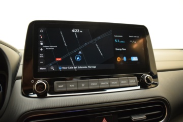 HYUNDAI KONA TECNO 2C HEV 141CV - Ítem18