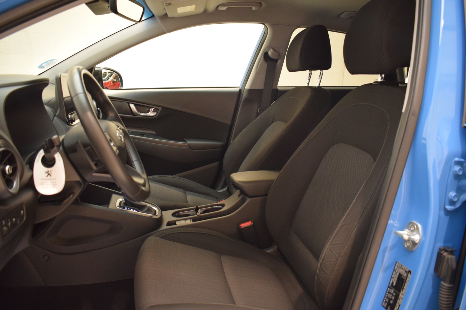 HYUNDAI KONA TECNO 2C HEV 141CV - Ítem19