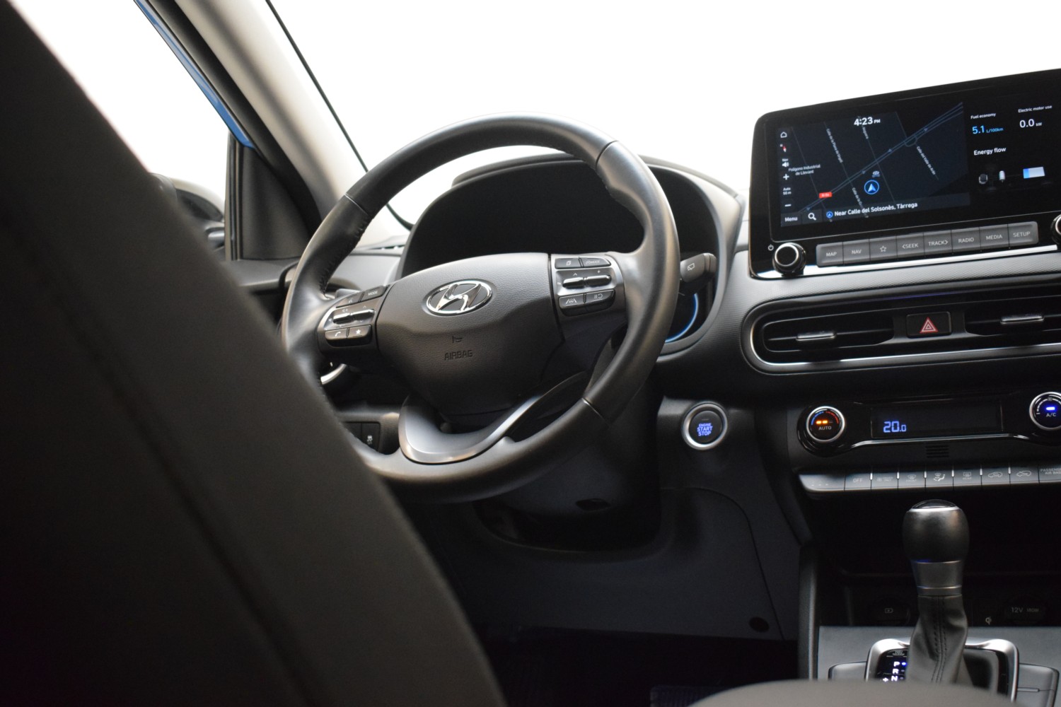 HYUNDAI KONA TECNO 2C HEV 141CV - Ítem20
