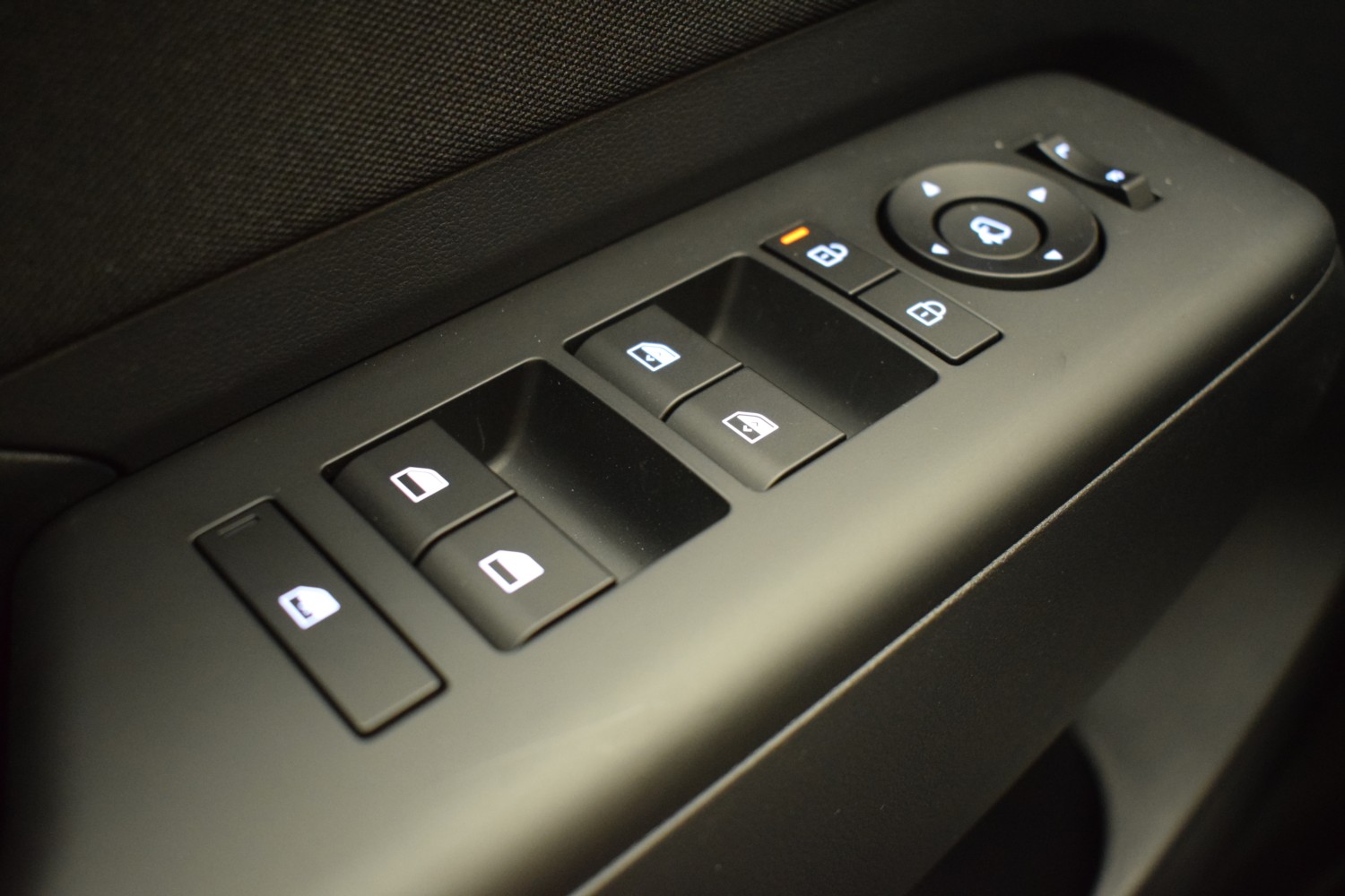 HYUNDAI KONA XLS HEV 1.6GDI 138CV DT - Ítem14