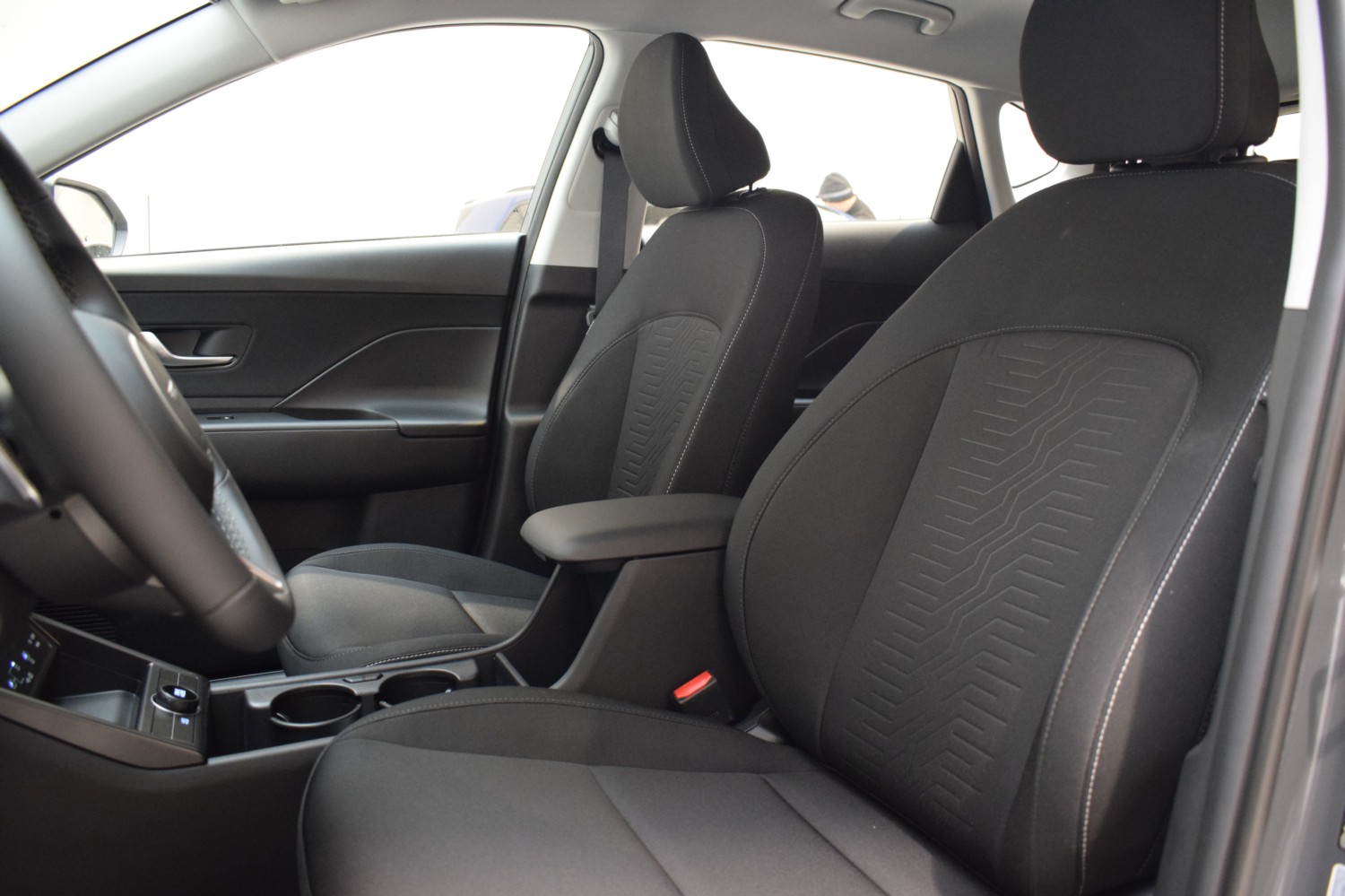 HYUNDAI KONA XLS HEV 1.6GDI 138CV DT - Ítem20