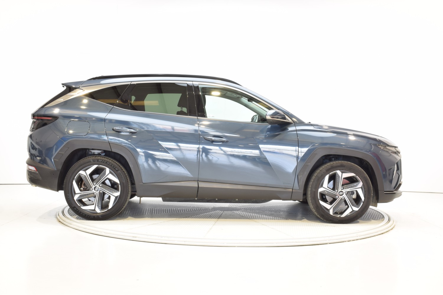HYUNDAI TUCSON STYLE 1.6 TGDI 132kW (180CV) 48V DCT 4x4 - Ítem5