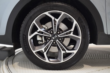 KIA SPORTAGE GT Line Essential 1.6 MHEV 136CV 4X2 - Ítem9