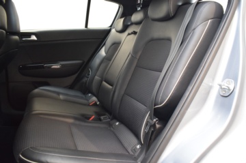 KIA SPORTAGE GT Line Essential 1.6 MHEV 136CV 4X2 - Ítem22