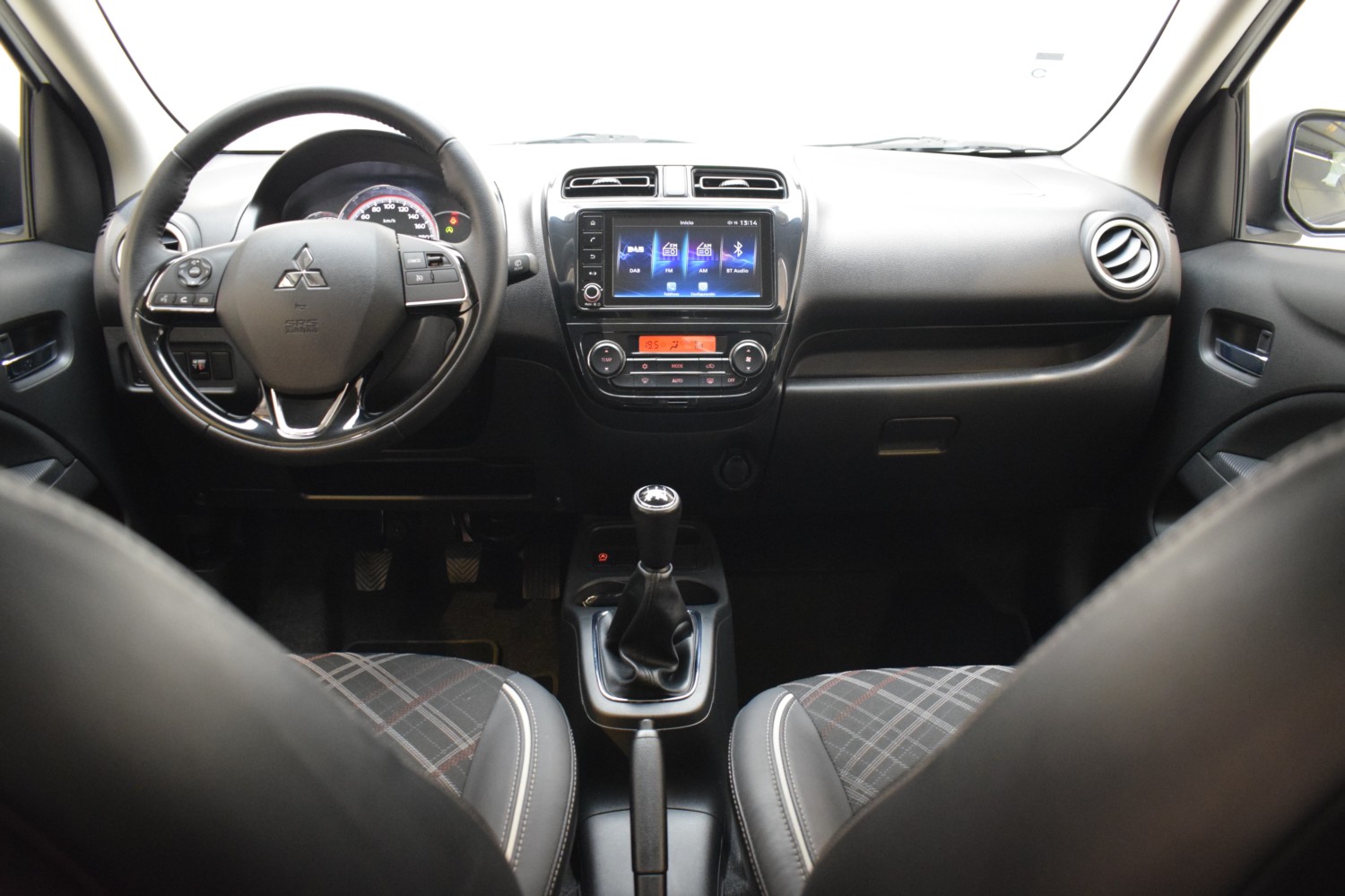 MITSUBISHI SPACE STAR MPI KATEKI 1.2 70CV - Ítem14