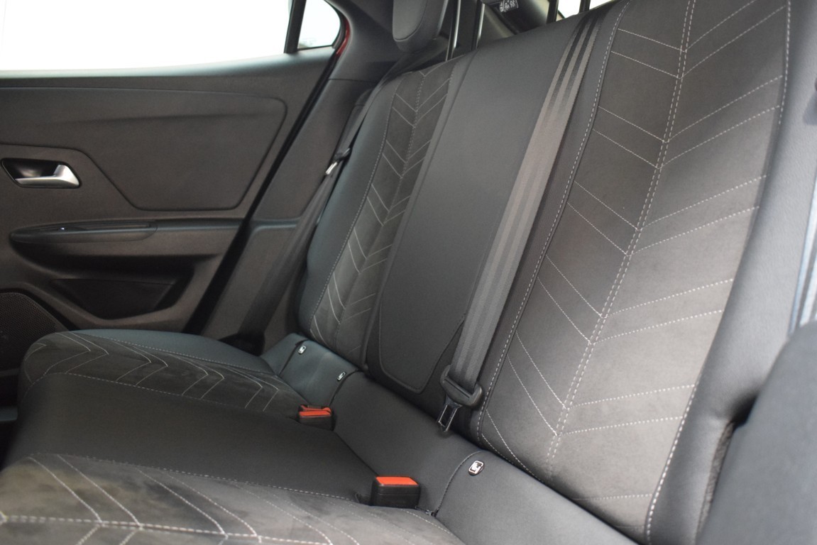 OPEL MOKKA 2 ULTIMATE 1.2 T 100kW (136 CV) - Ítem22