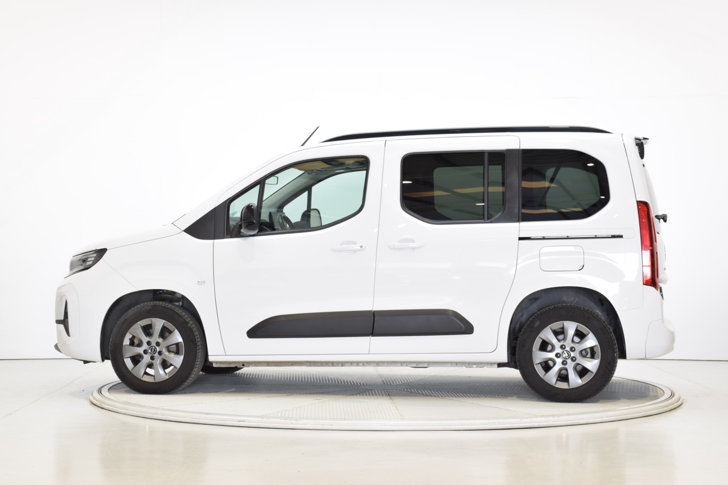 OPEL COMBI COMBO LIFE Business Edition Plus - Ítem1